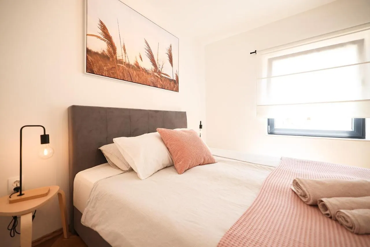 Ferienwohnung Old Road Vir 0*,  Kroatien