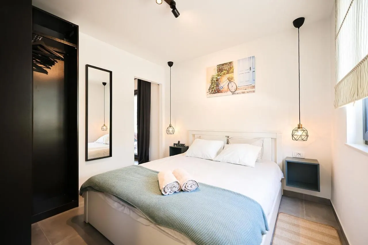 Apartment Ferienwohnung Old Road Vir Kroatien