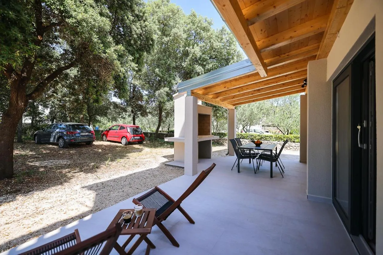 Ferienwohnung Old Road Vir 0*,